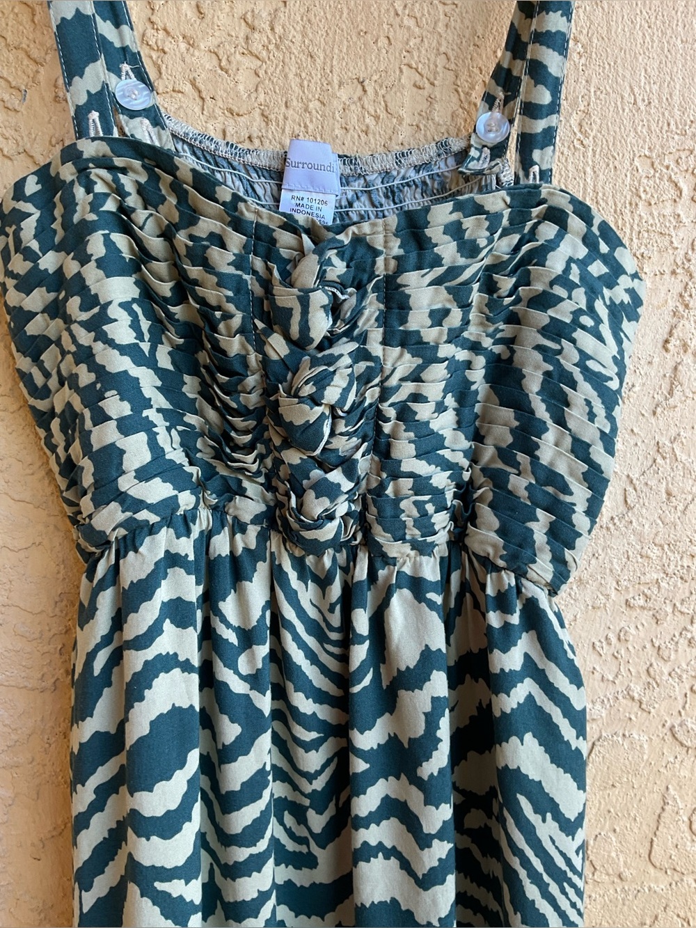 SOFT SURROUNDINGS
TAN/GREEN ANIMAL PRINT MAXI DRESS ZEBRA PLEATED TIERED - Picture 9 of 16
